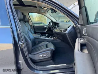 2019 BMW X7 xDrive40i with VIN 5UXCW2C55KLB44273, listed as a Copart auction lot 54593875 with 135,765 mi miles and Clean Title. Bid and sale history available at carsss.com. Image 5.