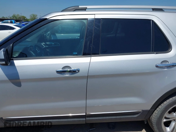 2015 Ford Explorer Limited z VIN 1FM5K7F86FGA26586, wystawiony jako IAAI lot #41835232 z przebiegiem 161 191 mil mil oraz . Historia ofert i sprzedaży dostępna na DreamBid. Obrazek 14.