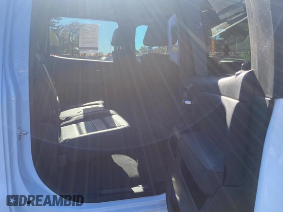 2019 GMC Sierra 2500HD Denali with VIN 1GT12SEY3KF126085, listed as a Copart auction lot 80066324 with 148,543 mi miles and Clean Title. Bid and sale history available at carsss.com. Image 6.
