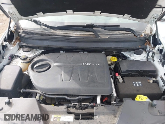 2016 Jeep Cherokee Latitude with VIN 1C4PJMCS8GW157492, listed as a IAAI auction lot 42013292 with 69,578 mi miles. Bid and sale history available at carsss.com. Image 10.