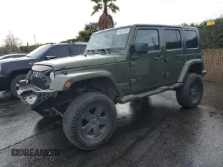 2007 Jeep Wrangler Unlimited Sahara z VIN 1J4GB59117L171232, wystawiony jako Copart lot #84937394 z przebiegiem 189 155 mil mil oraz Szkoda całkowita • Salvage title. Historia ofert i sprzedaży dostępna na DreamBid. Obrazek 1.
