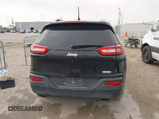 2018 Jeep Cherokee Latitude Plus with VIN 1C4PJLLX3JD503568, listed as a IAAI auction lot 41806496 with 166,224 mi miles. Bid and sale history available at carsss.com. Image 16.