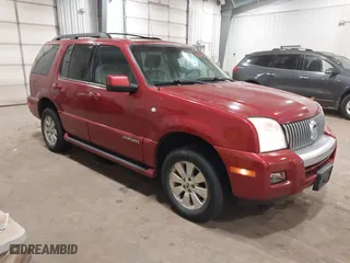 2008 Mercury Mountaineer with VIN 4M2EU47E58UJ08941, listed as a IAAI auction lot 41002350 with 121,815 mi miles. Bid and sale history available at carsss.com. Image 1.