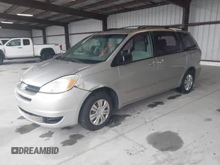 2004 Toyota Sienna CE with VIN 5TDZA23C74S161390, listed as a IAAI auction lot 42025128 with 206,796 mi miles. Bid and sale history available at carsss.com. Image 2.