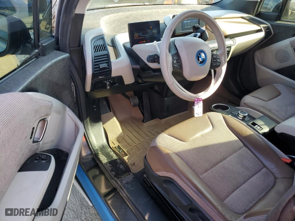 2019 BMW i3 with VIN WBY8P2C59K7D28840, listed as a Copart auction lot 89200085 with 48,894 mi miles and Salvage Title. Bid and sale history available at carsss.com. Image 8.