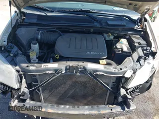 2013 Chrysler Town & Country Touring with VIN 2C4RC1BG2DR605857, listed as a IAAI auction lot 42001954 with 158,445 mi miles. Bid and sale history available at carsss.com. Image 10.