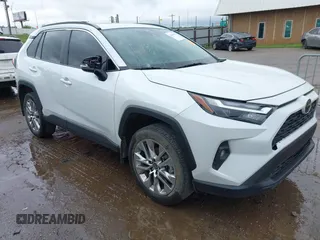 2023 Toyota RAV4 XLE Premium z VIN 2T3C1RFVXPW283644, wystawiony jako IAAI lot #42060933 z przebiegiem 60 086 mil mil oraz . Historia ofert i sprzedaży dostępna na DreamBid. Obrazek 1.