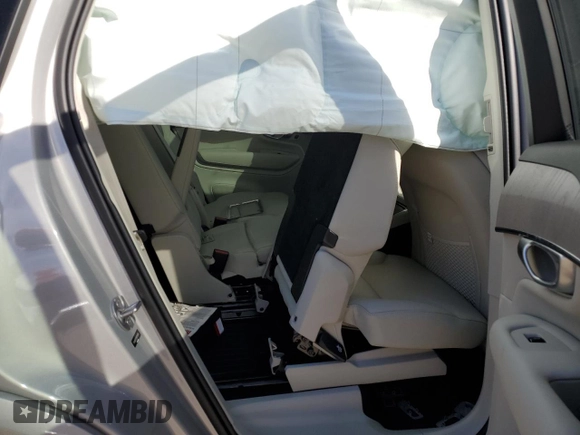 2024 Volvo XC90 Plus Bright Theme z VIN YV4062PE9R1236095, wystawiony jako Copart lot #84622444 z przebiegiem Nie podano mil oraz Szkoda całkowita • Salvage title. Historia ofert i sprzedaży dostępna na DreamBid. Obrazek 11.