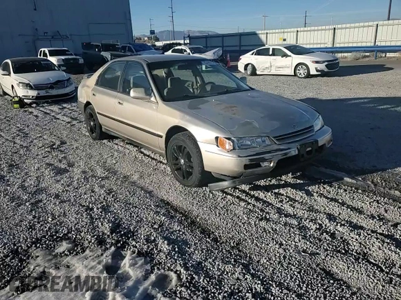 1994 Honda Accord LX с VIN JHMCD5634RC061099, выставлен на аукционе Copart как лот 83488354 с пробегом 208 488 миль миль и Списание • Salvage title. История ставок и продаж доступна на DreamBid. Изображение 11.