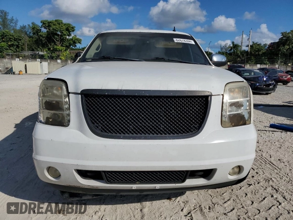 2011 Chevrolet Suburban z VIN 1GNWK5EG0BR121950, wystawiony jako Copart lot #82678394 z przebiegiem 154 952 mil mil oraz Szkoda całkowita • Salvage title. Historia ofert i sprzedaży dostępna na DreamBid. Obrazek 5.