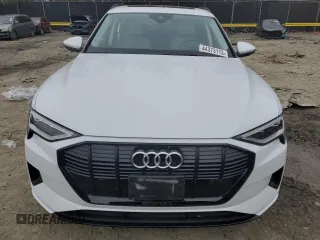 2021 Audi e-tron Prestige with VIN WA1VABGE9MB017772, listed as a Copart auction lot 44373113 with 18,847 mi miles. Bid and sale history available at carsss.com. Image 5.