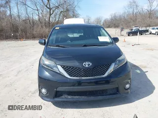 2015 Toyota Sienna SE with VIN 5TDXK3DC9FS652765, listed as a IAAI auction lot 41723922 with 105,679 mi miles. Bid and sale history available at carsss.com. Image 13.