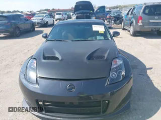 2003 Nissan 350Z Enthusiast with VIN JN1AZ34D83T107831, listed as a IAAI auction lot 41474603 with 135,137 mi miles. Bid and sale history available at carsss.com. Image 12.