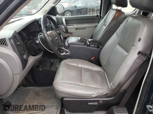 2013 GMC Sierra 1500 with VIN 1GTR2TE01DZ259867, listed as a Copart auction lot 84390104 with 221,952 mi miles and Clean Title. Bid and sale history available at DreamBid. Image 7.