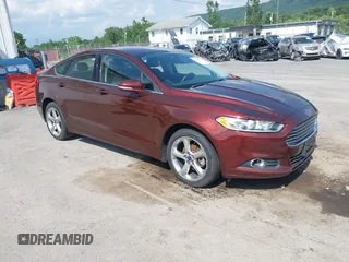 2015 Ford Fusion SE z VIN 3FA6P0T91FR202568, wystawiony jako IAAI lot #42596108 z przebiegiem 134 829 mil mil oraz . Historia ofert i sprzedaży dostępna na DreamBid. Obrazek 1.