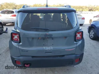 2022 Jeep Renegade Trailhawk with VIN ZACNJDC18NPN71345, listed as a Copart auction lot 87888185 with 16,288 mi miles and Salvage Title. Bid and sale history available at DreamBid. Image 6.