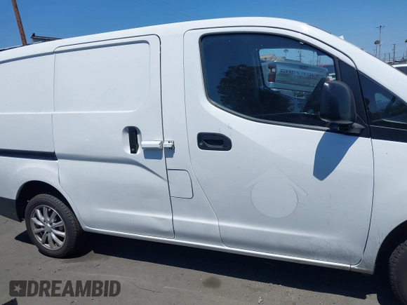 2020 Nissan NV200 S with VIN 3N6CM0KN4LK696897, listed as a IAAI auction lot 42317028 with 105,230 mi miles and . Bid and sale history available at DreamBid. Image 13.