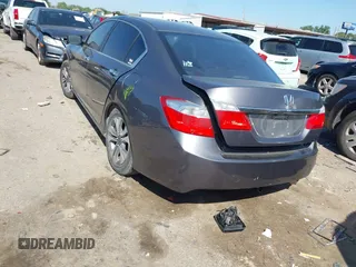 2014 Honda Accord LX z VIN 1HGCR2F33EA117042, wystawiony jako IAAI lot #41975104 z przebiegiem 219 511 mil mil oraz . Historia ofert i sprzedaży dostępna na DreamBid. Obrazek 3.