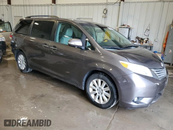 2013 Toyota Sienna XLE with VIN 5TDDK3DC7DS062614, listed as a Copart auction lot 60048005 with 230,228 mi miles and Non repairable. Bid and sale history available at DreamBid. Image 4.