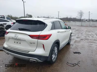 2019 Infiniti QX50 Essential with VIN 3PCAJ5M11KF143075, listed as a IAAI auction lot 41541430 with 68,774 mi miles and . Bid and sale history available at DreamBid. Image 4.