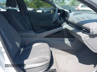 2022 Hyundai Elantra SEL with VIN 5NPLM4AG5NH067787, listed as a IAAI auction lot 41804677 with 93,276 mi miles and . Bid and sale history available at DreamBid. Image 5.