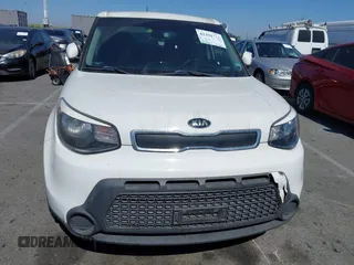2016 Kia Soul z VIN KNDJN2A27G7324713, wystawiony jako IAAI lot #42394773 z przebiegiem 165 083 mil mil oraz . Historia ofert i sprzedaży dostępna na DreamBid. Obrazek 6.