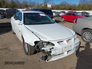 2001 Pontiac Grand Am GT with VIN 1G2NW52E11C244447, listed as a IAAI auction lot 41697883 with 81,983 mi miles. Bid and sale history available at carsss.com. Image 1.
