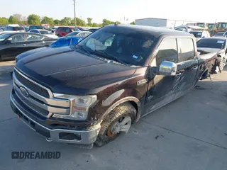 2018 Ford F-150 XL z VIN 1FTEW1EG4JFA44162, wystawiony jako IAAI lot #41843725 z przebiegiem 214 775 mil mil oraz . Historia ofert i sprzedaży dostępna na DreamBid. Obrazek 17.