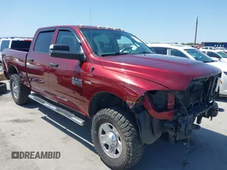 2018 Ram 2500 Tradesman с VIN 3C6UR5CJ1JG261280, выставлен на аукционе IAAI как лот 41973126 с пробегом 57 991 миль миль и . История ставок и продаж доступна на DreamBid. Изображение 1.