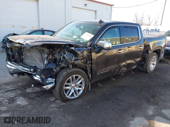 2021 GMC Sierra 1500 SLT z VIN 3GTU9DED9MG176881, wystawiony jako IAAI lot #41140356 z przebiegiem 21 553 mil mil oraz . Historia ofert i sprzedaży dostępna na DreamBid. Obrazek 18.