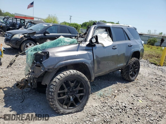 2017 Toyota 4Runner SR5 with VIN JTEZU5JR0H5155342, listed as a Copart auction lot 52781005 with Not provided miles and Salvage title. Bid and sale history available at DreamBid. Image 1.