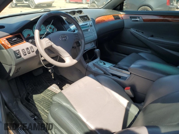 2006 Toyota Solara SE z VIN 4T1FA38P06U094064, wystawiony jako Copart lot #55917025 z przebiegiem 76 937 mil mil oraz Szkoda całkowita • Salvage title. Historia ofert i sprzedaży dostępna na DreamBid. Obrazek 8.