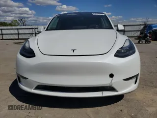 2021 Tesla Model Y Long Range z VIN 5YJYGAEE4MF267156, wystawiony jako Copart lot #50634185 z przebiegiem 72 850 mil mil oraz Szkoda całkowita • Salvage title. Historia ofert i sprzedaży dostępna na DreamBid. Obrazek 5.
