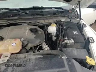 2018 Ram 1500 Laramie z VIN 1C6RR7VM7JS255694, wystawiony jako Copart lot #46253895 z przebiegiem 87 662 mil mil oraz Szkoda całkowita • Salvage title. Historia ofert i sprzedaży dostępna na DreamBid. Obrazek 15.