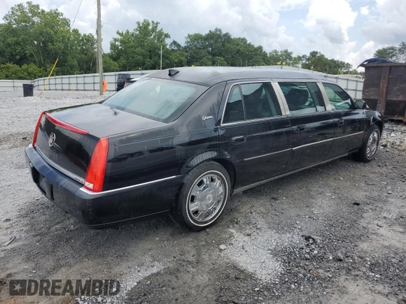 2011 Cadillac DTS Professional Limousine z VIN 1GE9K9C64BU550391, wystawiony jako Copart lot #64966434 z przebiegiem 54 121 mil mil oraz Tytuł czysty. Historia ofert i sprzedaży dostępna na DreamBid. Obrazek 3.