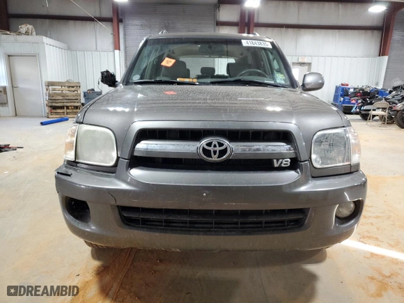 2006 Toyota Sequoia Limited with VIN 5TDBT48A56S272411, listed as a Copart auction lot 41843835 with 153,903 mi miles and Salvage Title. Bid and sale history available at carsss.com. Image 5.