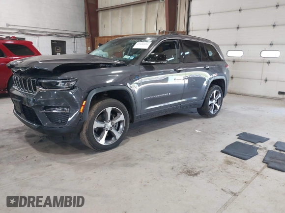 2022 Jeep Grand Cherokee with VIN 1C4RJYB65N8758560, listed as a IAAI auction lot 42182021 with 28,096 mi miles and . Bid and sale history available at DreamBid. Image 16.