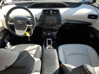 2017 Toyota Prius Two z VIN JTDKARFU0H3036902, wystawiony jako Copart lot #54360505 z przebiegiem 53 077 mil mil oraz Szkody całkowita. Historia ofert i sprzedaży dostępna na DreamBid. Obrazek 8.