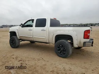 2011 Chevrolet Silverado 1500 LT with VIN 3GCPCSE00BG405302, listed as a Copart auction lot 84955574 with 155,856 mi miles and Salvage Title. Bid and sale history available at DreamBid. Image 2.