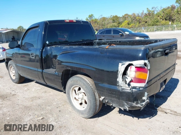 2002 Chevrolet Silverado 1500 with VIN 1GCEC14V22Z138422, listed as a IAAI auction lot 40975500 with Not Provided miles. Bid and sale history available at carsss.com. Image 3.