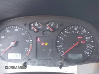 2003 Volkswagen Jetta GL z VIN 3VWRK69M43M117878, wystawiony jako IAAI lot #42553211 z przebiegiem 183 524 mil mil oraz . Historia ofert i sprzedaży dostępna na DreamBid. Obrazek 7.
