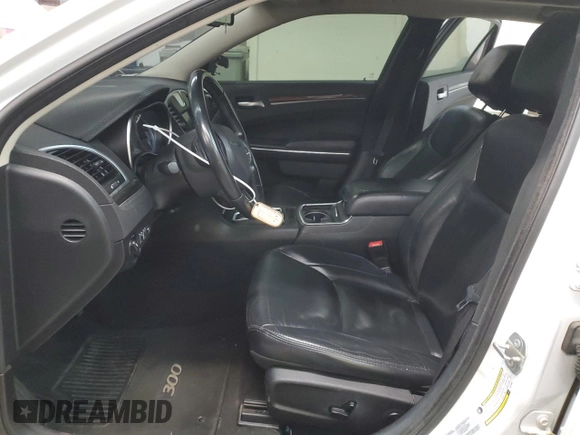 2016 Chrysler 300 Limited with VIN 2C3CCARG1GH270827, listed as a Copart auction lot 83959394 with 122,288 mi miles and Salvage Title. Bid and sale history available at DreamBid. Image 7.