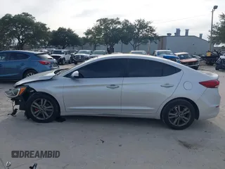 2018 Hyundai Elantra SEL z VIN 5NPD84LF2JH249227, wystawiony jako IAAI lot #38150183 z przebiegiem 116 405 mil mil oraz . Historia ofert i sprzedaży dostępna na DreamBid. Obrazek 15.