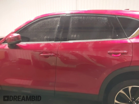 2022 Mazda CX-5 2.5 S Premium Package with VIN JM3KFBDMXN0548912, listed as a IAAI auction lot 41626826 with 33,020 mi miles. Bid and sale history available at carsss.com. Image 15.