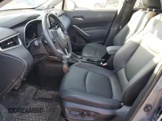 2022 Toyota Corolla Cross XLE z VIN 7MUDAABG5NV034976, wystawiony jako Copart lot #42742615 z przebiegiem 24 642 mil mil oraz Szkoda całkowita • Salvage title. Historia ofert i sprzedaży dostępna na DreamBid. Obrazek 7.