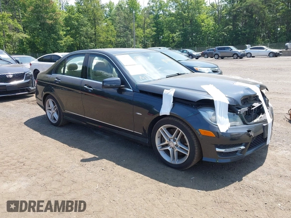2012 Mercedes-Benz C 350 Sport с VIN WDDGF5HB0CR196754, выставлен на аукционе IAAI как лот 42581471 с пробегом 86 265 миль миль и . История ставок и продаж доступна на DreamBid. Изображение 1.