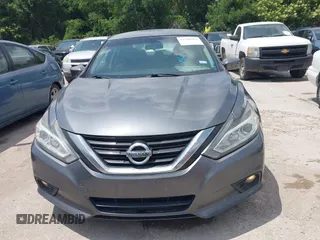2017 Nissan Altima SV with VIN 1N4AL3AP9HC176781, listed as a IAAI auction lot 42308502 with 185,976 mi miles and . Bid and sale history available at DreamBid. Image 12.