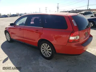 2005 Volvo V50 with VIN YV1MW390452052760, listed as a Copart auction lot 77257134 with 121,335 mi miles and Clean Title. Bid and sale history available at carsss.com. Image 2.