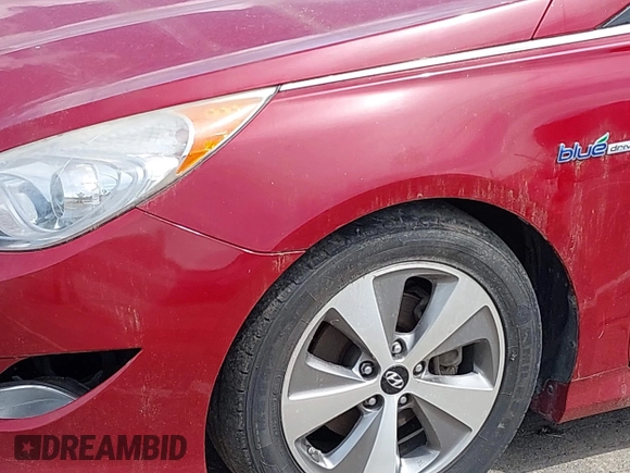 2012 Hyundai Sonata Hybrid z VIN KMHEC4A4XCA031014, wystawiony jako IAAI lot #42463501 z przebiegiem 113 309 mil mil oraz . Historia ofert i sprzedaży dostępna na DreamBid. Obrazek 6.