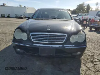 2002 Mercedes-Benz C with VIN WDBRF61J82F200560, listed as a Copart auction lot 52525265 with 122,066 mi miles and Clean Title. Bid and sale history available at carsss.com. Image 5.